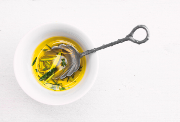 橄榄油勺子图片