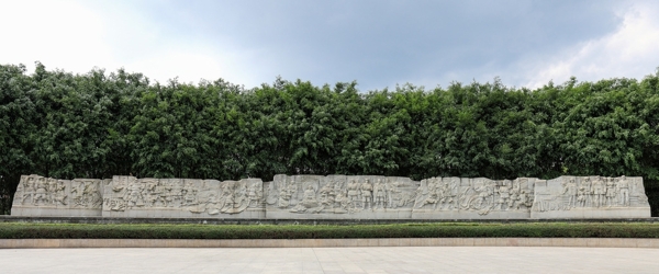 广场浮雕墙