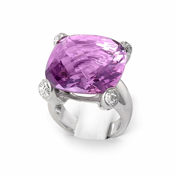 紫色宝石戒指图片