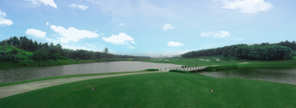 高尔夫球场湖泊图片
