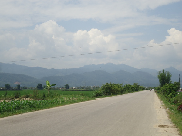 乡村柏油路自然风景图片