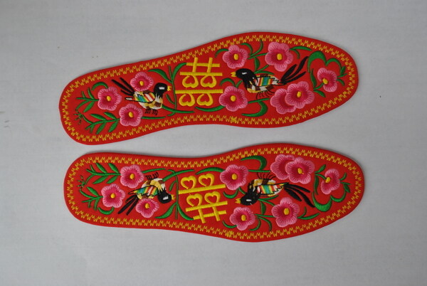 传统复古绣花鞋垫
