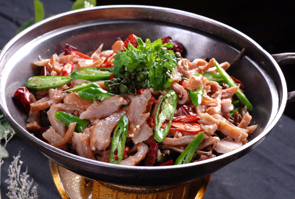 干锅茶树菇肥肠